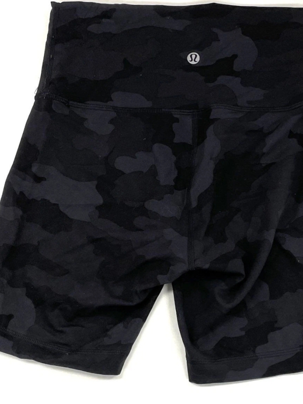 Lululemon Black Camouflage High Rise Wunder Train Short Nomen's Sz 4